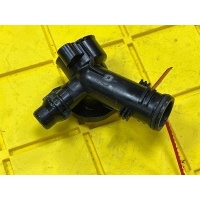 Патрубок (трубопровод, шланг) Audi A8 D4/4H 2012 079121137K