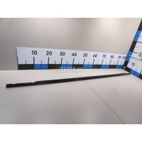 Накладка стекла переднего левого VAG Touran (2003 - 2010) 1T0837477C9B9