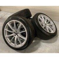 Колёса колёсные диски зима audi q8 sq8 275 / 40r22 4m8601025am