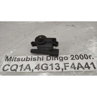 Катушка зажигания Mitsubishi Dingo CQ1A 2000 MD361710