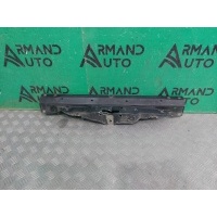 Панель передняя верхняя (суппорт радиатора) Toyota Land Cruiser 200 2007-нв 5320560060