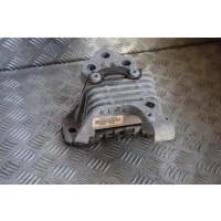 Лапа подушка кпп левая джип cherokee kl 2.4