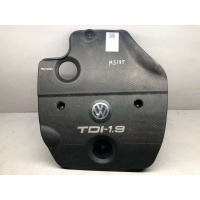 Декоративная крышка двигателя Volkswagen Bora 1999 038103925E