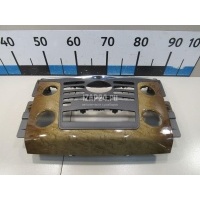 Накладка декоративная Nissan QX56/QX80 (Z62) 2010 682601LA4A