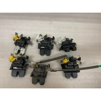 Volkswagen замок tylnej люка 5ta827506d