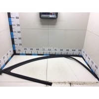 Уплотнитель стекла двери VAG Octavia (A7) (2013 - 2020) 5E0837432A5AP