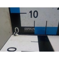 Крепеж (клоп) Land Rover Discovery Sport 2014 LR013135