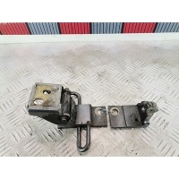 Петля двери передней левой Audi A4 B5 (-) 1998 8D0831411C