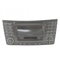 Радио магнитола компакт - диск мерседес e - klasa w211 2003 год