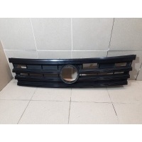 Решетка радиатора Volkswagen Touareg CR 760853651JBUS