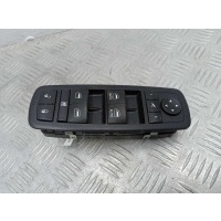 Кнопка стеклоподъемника Jeep Grand Cherokee IV (WK2) Рестайлинг 2 2016 - 2020 2016 68289803AB,