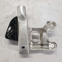Кронштейн радиатора BMW 3 F30/F31/F34 2018 5111 8051190