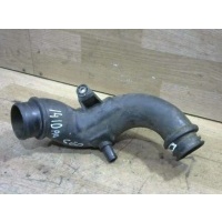 Патрубок воздушного фильтра Mazda MPV 2 2002 RF5G13230