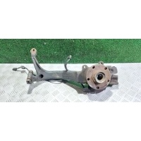 Кулак поворотный передний левый Audi A4 B5 (S4,RS4) 1997 8D0407257N