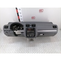 Торпедо (панель передняя) Volkswagen Golf 5 (2003-2008) 2004 ,1K1857001F81X