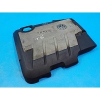 Декоративная крышка двигателя VOLKSWAGEN Passat B6 2005-2009 03L103925AM