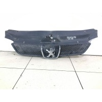 Решетка радиатора Peugeot 406 1995-2005 7804J2