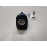 Личинка замка R Volkswagen Golf-4 2003 1U0837168
