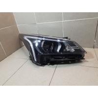 Фара правая Kia Rio 4 92102H0600