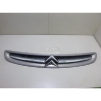Решетка радиатора Citroen-Peugeot Xsara Picasso (1999 - 2010) 7804J7