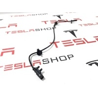 датчик ABS Tesla Model S 2015 1037796-00-C