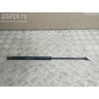 Амортизатор капота Volkswagen Golf-4 2000 8L0823359, 8L0823359