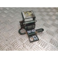 Петля двери передней правой Audi A4 B5 (S4,RS4) 1999 8D0831412F