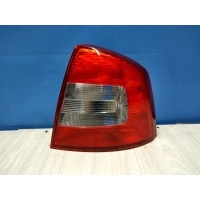 Фонарь правый Skoda Octavia 2 A5 2004-2013 1z5945112B