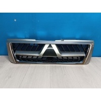 Решетка радиатора Mitsubishi Pajero 3 2000-2006 MN117202HB