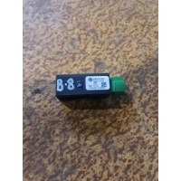 Разъем AUX / USB Volkswagen Passat 2018 5Q0035726E