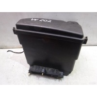 Блок предохранителей Mercedes-Benz C-класс W202 (1993—1997) 2025400167 2025400582 2025400424