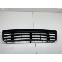 Решетка (заглушка) в бампер Перед. Audi A6 C5 (1997-2005) 2000 4B0807683F