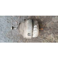 Подушка крепления двигателя Volkswagen Passat B5 2000 8D0199379J