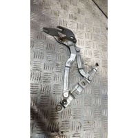 Петля крышки багажника Audi A6 C5 (S6,RS6) 1999 4B5827301C