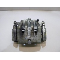 Суппорт тормозной передний левый Toyota RX 350 2016 4775048100