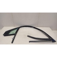Стекло двери передней левой (форточка) GM XT5 2016 84852430