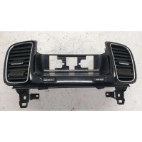 Дефлектор обдува салона Mercedes GLE w166 2016 A1668303500