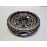 Superb iii 3v 2.0tdi колесо двухмассовый dsg 04l105266d
