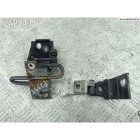 Петля двери передней правой Audi A4 B5 (1994-2001) 1997 8D0831412B