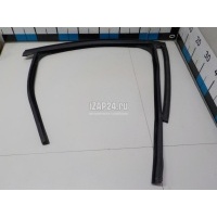 Уплотнитель стекла двери Ford Focus II (2005 - 2008) 1684963