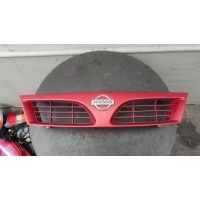 Решетка радиатора , решетка nissan almera n15 цвета