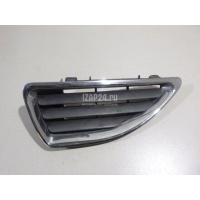 Решетка радиатора левая Renault Megane I (1996 - 1999) 7700428963