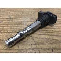 Катушка зажигания Audi A4 B6 2004 06B905115D