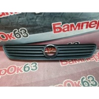 решетка радиатора Opel Astra G 1998 93246997