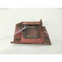 Кронштейн бампера переднего L BMW 3 E36 (1991-2000) 1995 51118122575, 8122575