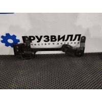 кронштейн (крепление) правый Volvo FH5 84235466