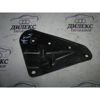 кронштейн балки Audi A4 (B8) 2007-2015 2009 8K0505219C