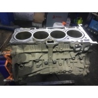 Блок цилиндров G4KE Kia SORENTO 211002G727, G4KE