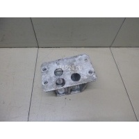 Кронштейн усилителя заднего бампера правый Toyota RAV 4 (2000 - 2005) 5832342010