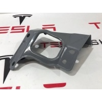 Кронштейн правый Tesla Model 3 2020 1086016-S0-A